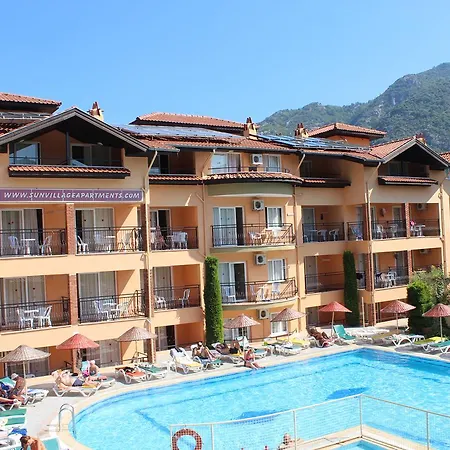 Апарт-отель Club Sun Village