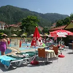 Lägenhetshotell Club Sun Village 3*